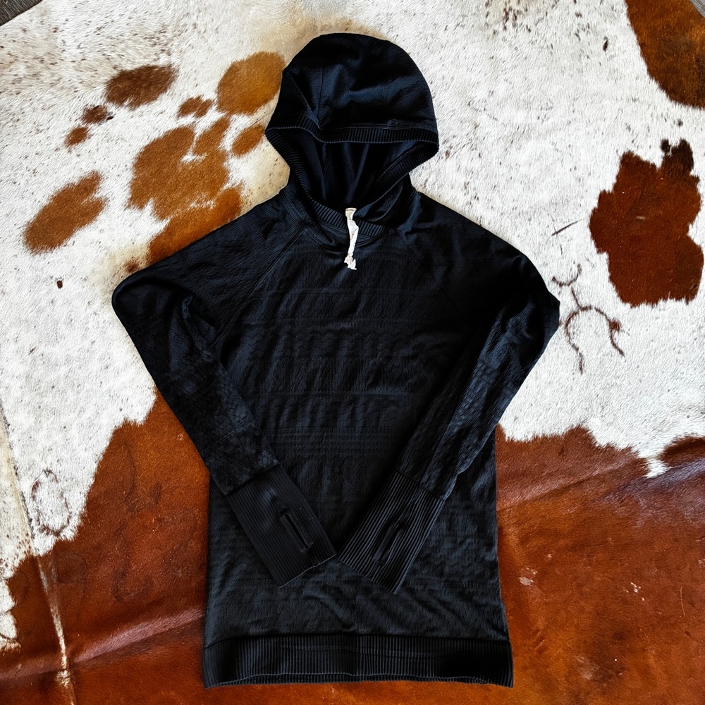 Women’s Lululemon Rest Less Textured Hoodie Black Thumbholes Size 10 EUC - Picture 9 of 9